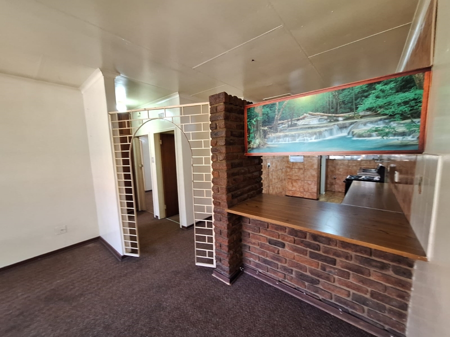 2 Bedroom Property for Sale in Lower Bo-dorp North West